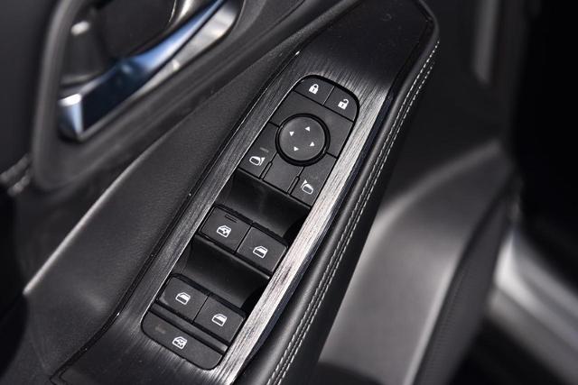 2025 Nissan Rogue Vehicle Photo in Ballwin, MO 63011