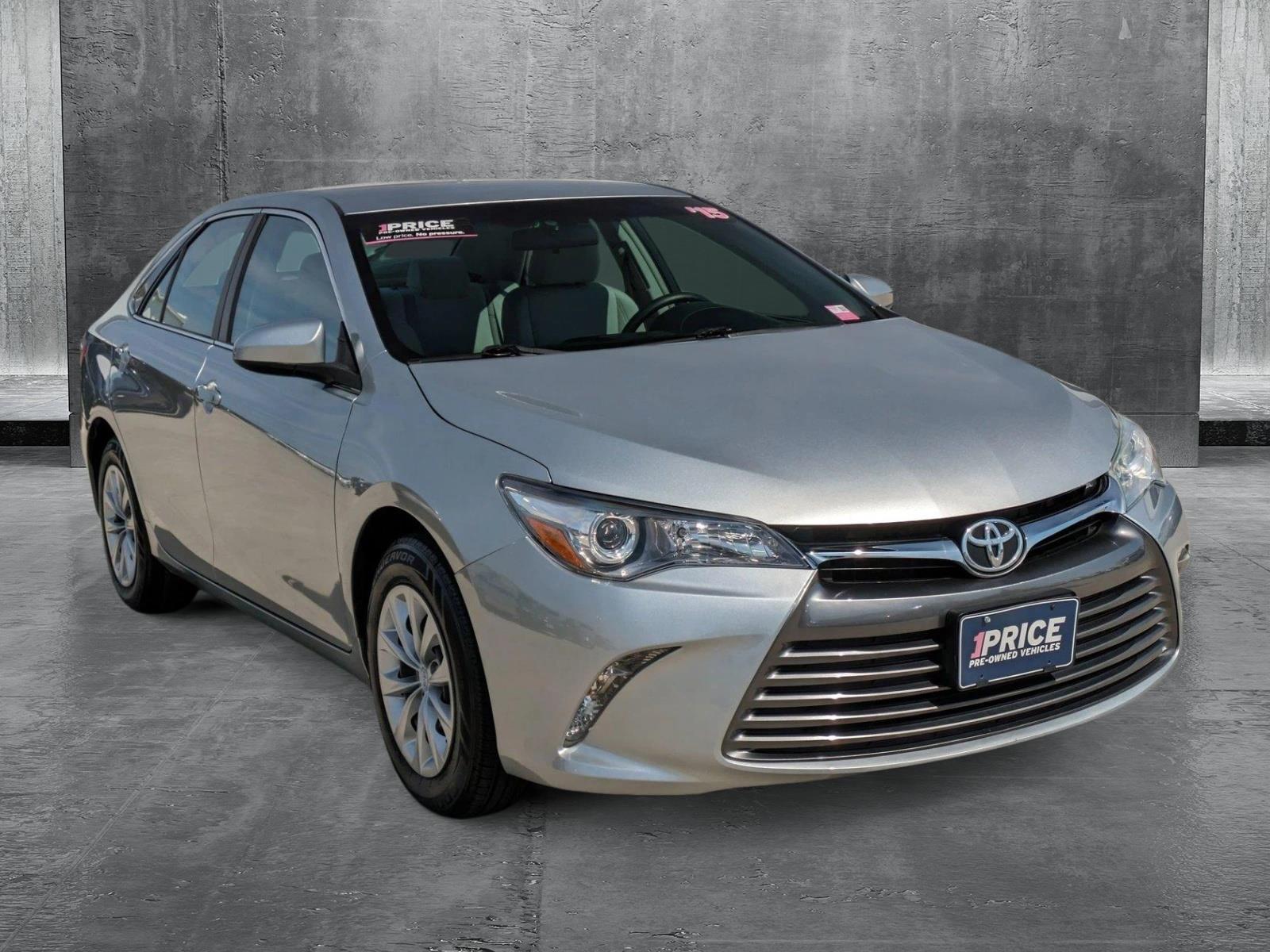 2015 Toyota Camry Vehicle Photo in Rockville, MD 20852