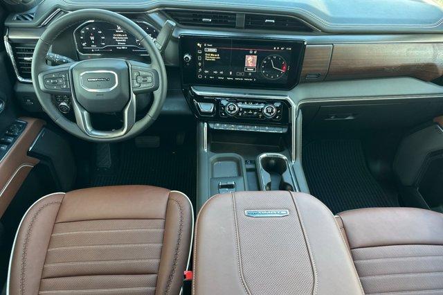 2025 GMC Sierra 2500 HD Vehicle Photo in STOCKTON, CA 95212-2838