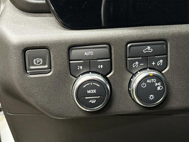 2022 GMC Sierra 1500 Vehicle Photo in EVERETT, WA 98203-5662