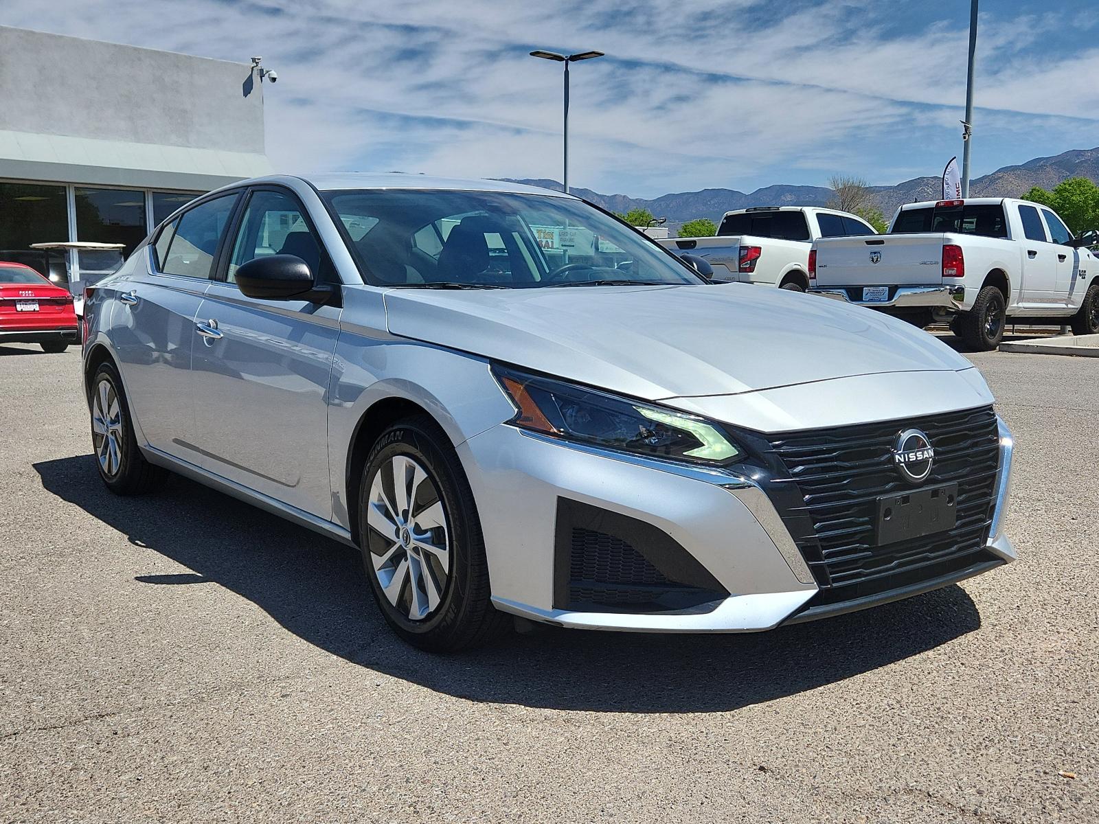 2024 Nissan Altima Vehicle Photo in Albuquerque, NM 87110