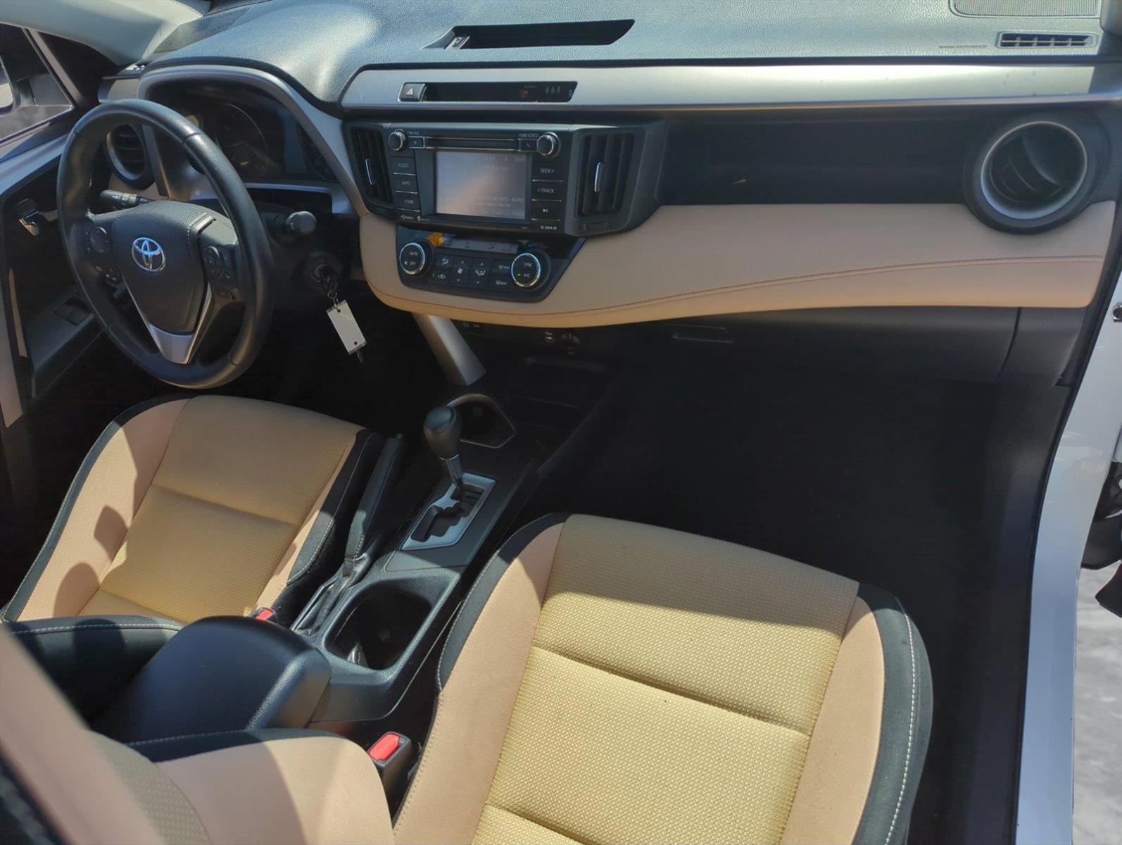 2017 Toyota RAV4 Vehicle Photo in Ft. Myers, FL 33907