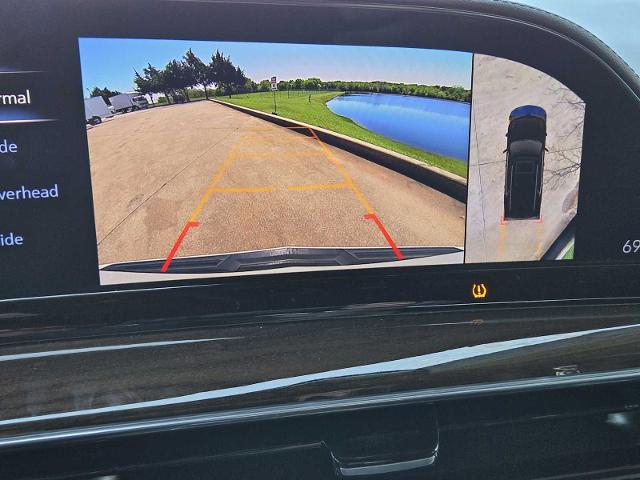 2023 Cadillac Escalade Vehicle Photo in DENTON, TX 76210-9321