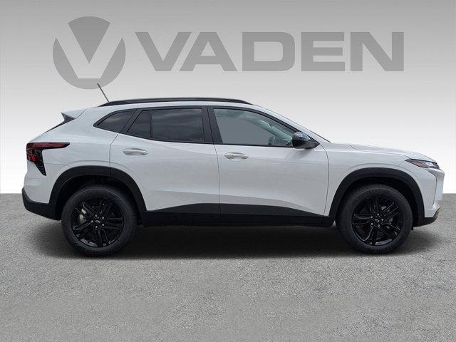 2025 Chevrolet Trax Vehicle Photo in BRUNSWICK, GA 31525-1881
