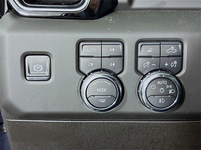 2025 GMC Sierra 3500 HD Vehicle Photo in PUYALLUP, WA 98371-4149
