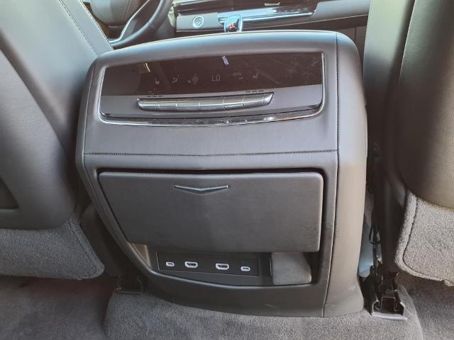 2024 Cadillac Escalade Vehicle Photo in Tampa, FL 33612