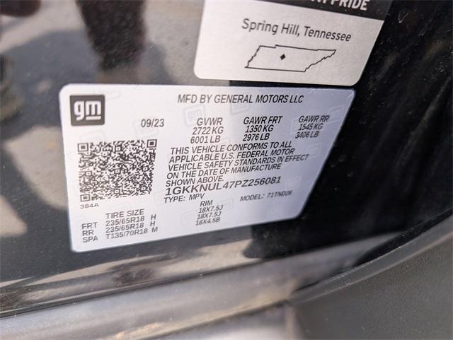 2023 GMC Acadia Vehicle Photo in AURORA, CO 80012-4011
