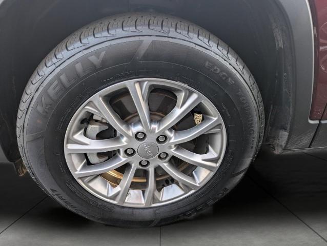 2022 Jeep Cherokee Vehicle Photo in Oshkosh, WI 54901