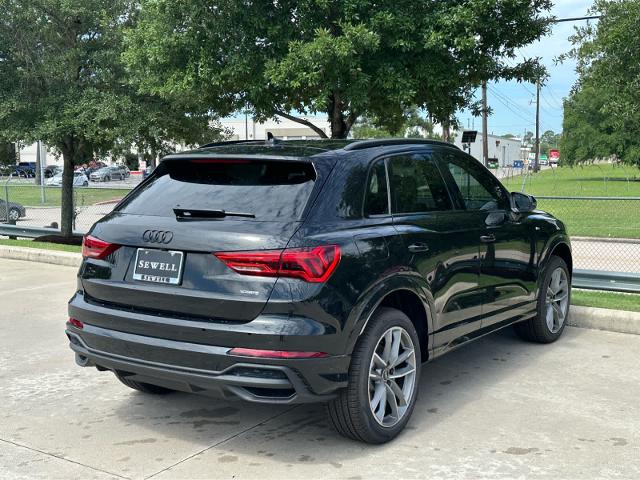 2025 Audi Q3 Vehicle Photo in HOUSTON, TX 77090
