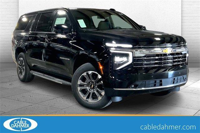 2025 Chevrolet Suburban Vehicle Photo in KANSAS CITY, MO 64114-4502
