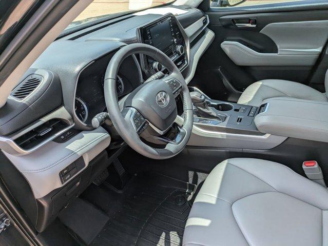 2021 Toyota Highlander Vehicle Photo in SELMA, TX 78154-1460