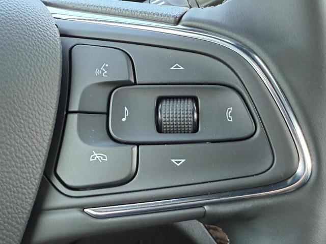 2025 Buick Envista Vehicle Photo in COLUMBIA, MO 65203-3903