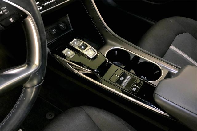 2021 Hyundai SONATA Vehicle Photo in Lees Summit, MO 64086