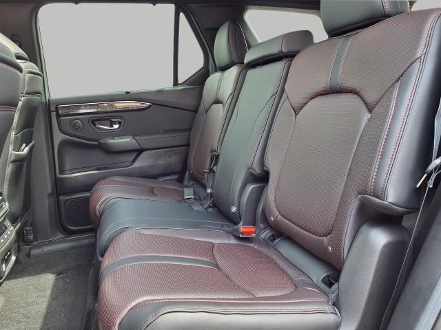 2025 Honda Pilot Vehicle Photo in Oshkosh, WI 54904