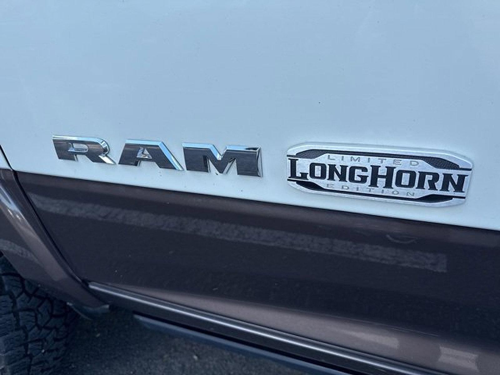 2022 Ram 3500 Vehicle Photo in Trevose, PA 19053