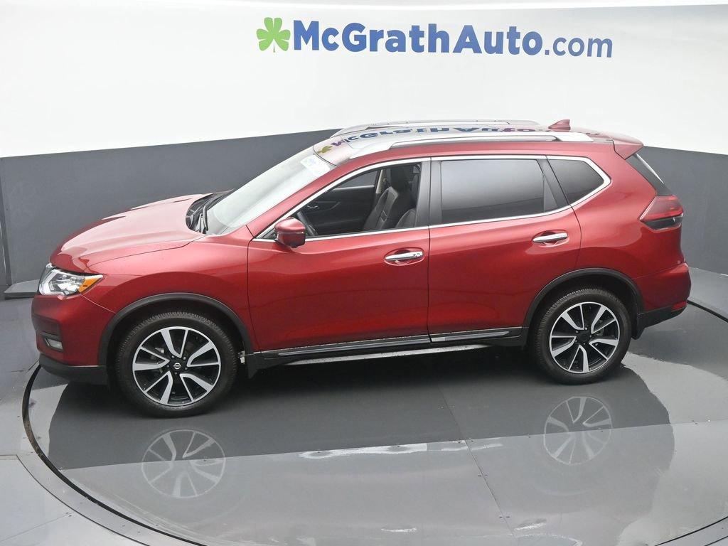 2020 Nissan Rogue Vehicle Photo in Cedar Rapids, IA 52402