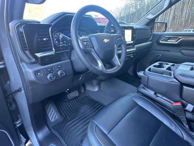 2024 Chevrolet Silverado 1500 Vehicle Photo in MARION, NC 28752-6372