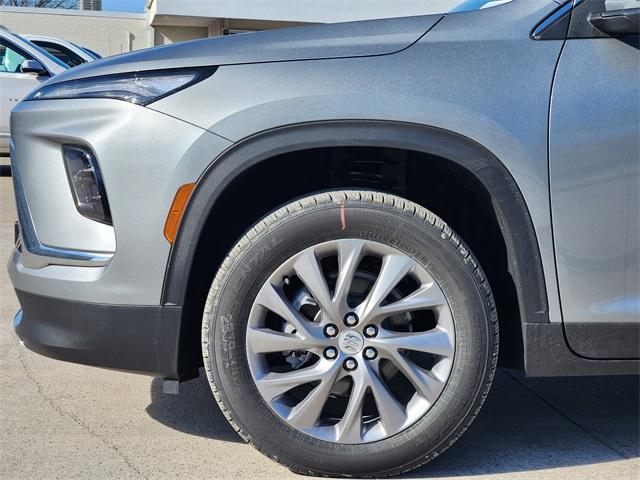 2025 Buick Enclave Vehicle Photo in GAINESVILLE, TX 76240-2013