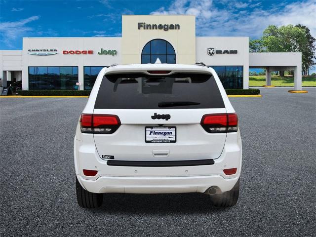 2022 Jeep Grand Cherokee WK Vehicle Photo in ROSENBERG, TX 77471