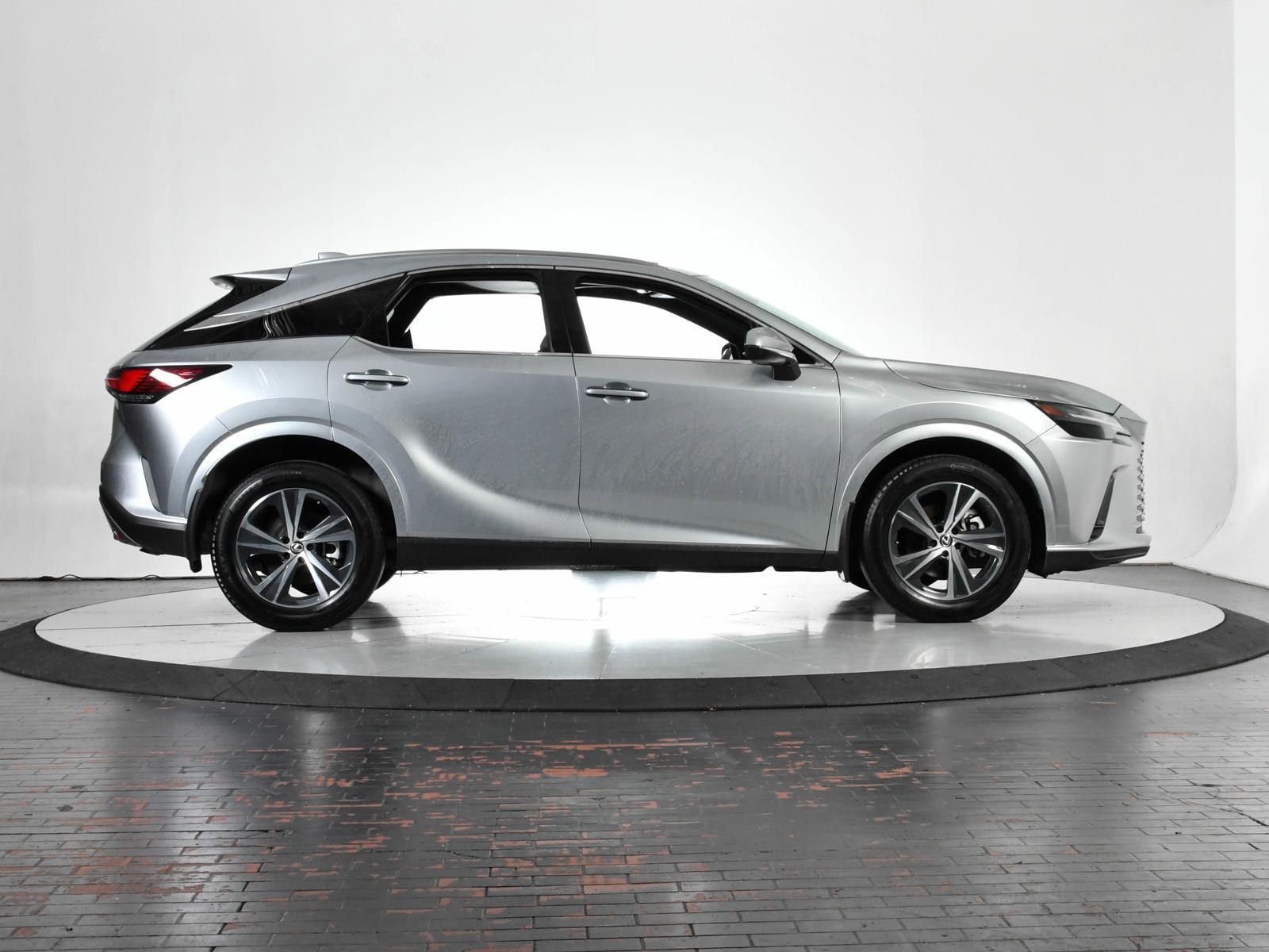 2023 Lexus RX 350 Vehicle Photo in DALLAS, TX 75235