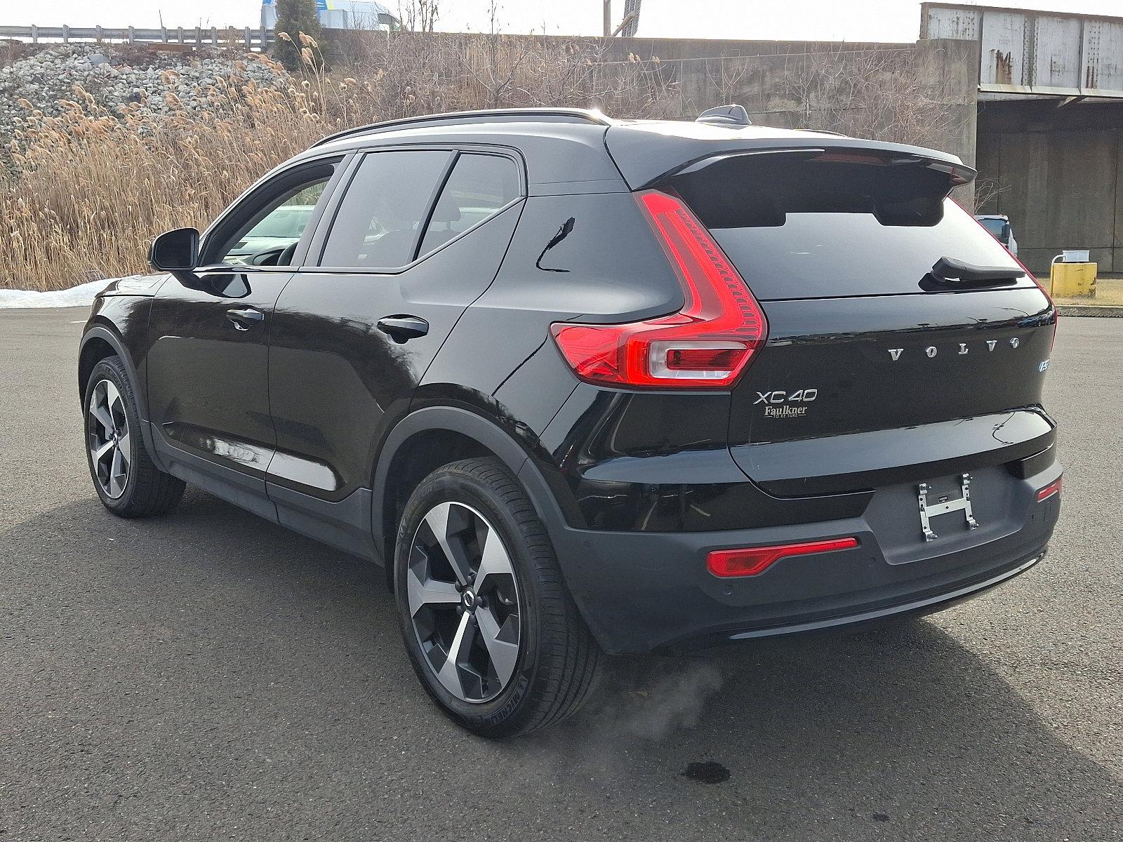 2023 Volvo XC40 Vehicle Photo in Trevose, PA 19053