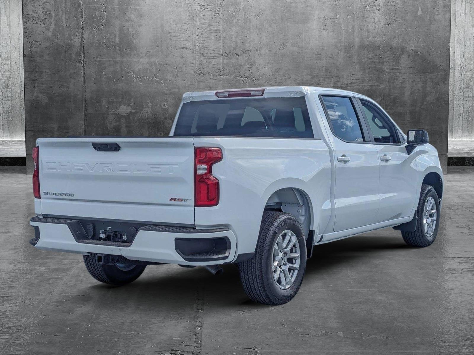 2025 Chevrolet Silverado 1500 Vehicle Photo in PEMBROKE PINES, FL 33024-6534