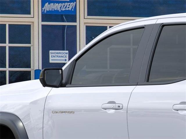 2025 Chevrolet Colorado Vehicle Photo in ENGLEWOOD, CO 80113-6708