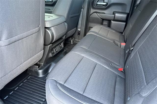 2025 GMC Sierra 1500 Vehicle Photo in ELK GROVE, CA 95757-8703