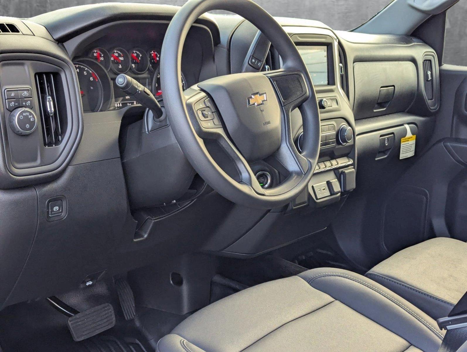 2025 Chevrolet Silverado 1500 Vehicle Photo in GREENACRES, FL 33463-3207
