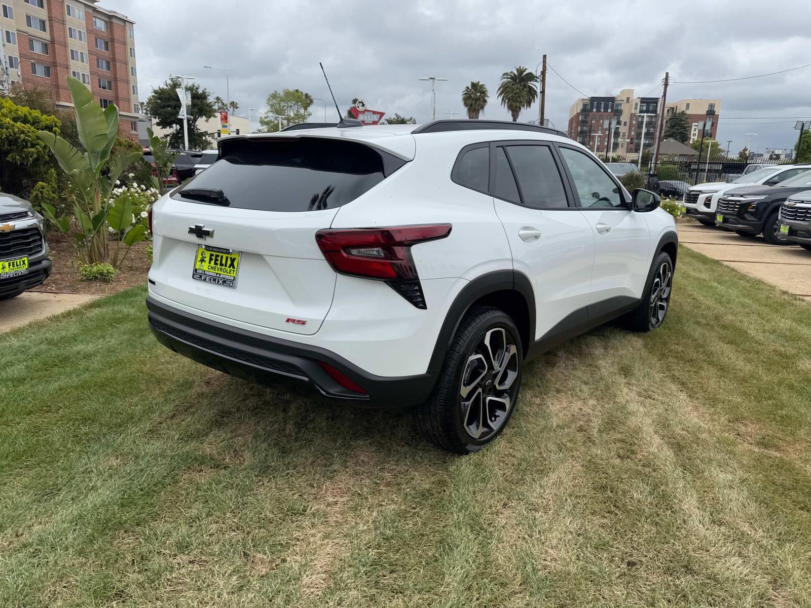 2025 Chevrolet Trax Vehicle Photo in LOS ANGELES, CA 90007-3794