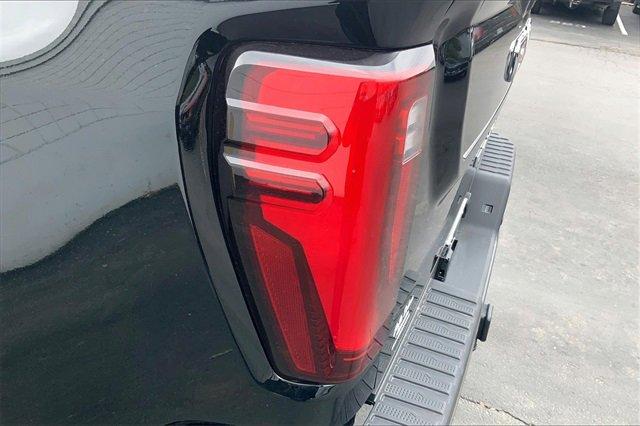 2025 GMC Sierra 3500 HD Vehicle Photo in INDEPENDENCE, MO 64055-1377