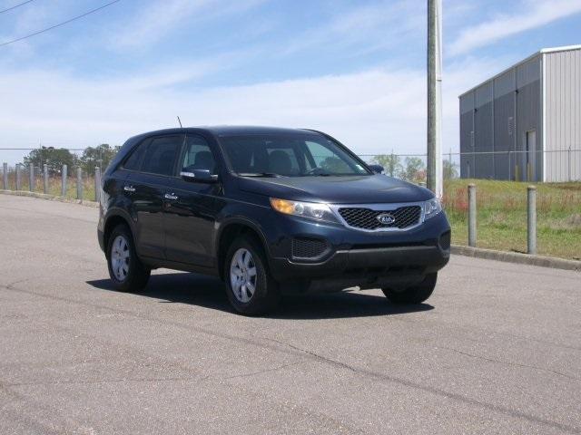 Used 2013 Kia Sorento LX with VIN 5XYKT4A19DG354663 for sale in Ozark, AL