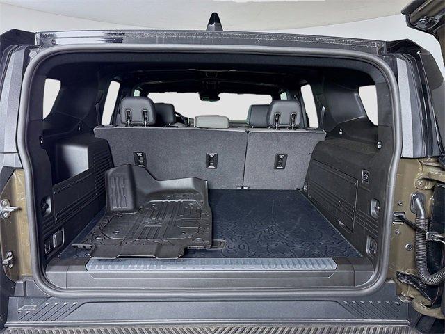 2025 GMC HUMMER EV SUV Vehicle Photo in PUYALLUP, WA 98371-4149