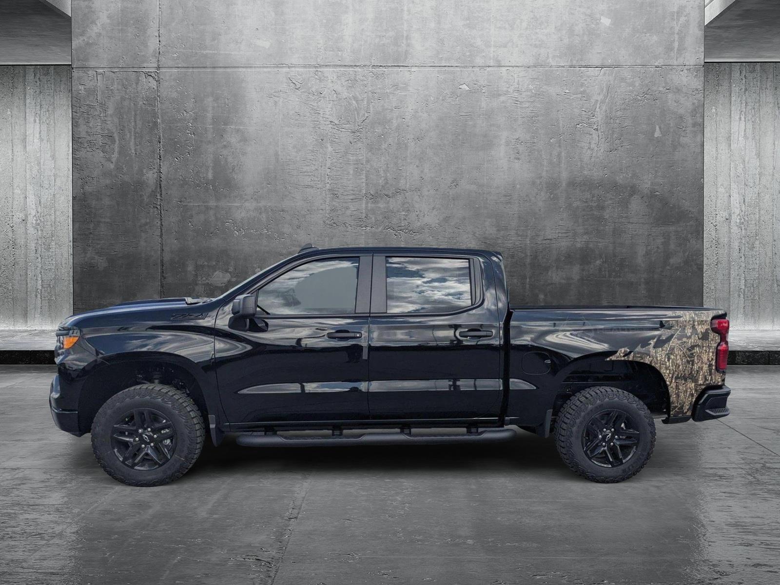 2025 Chevrolet Silverado 1500 Vehicle Photo in GREENACRES, FL 33463-3207