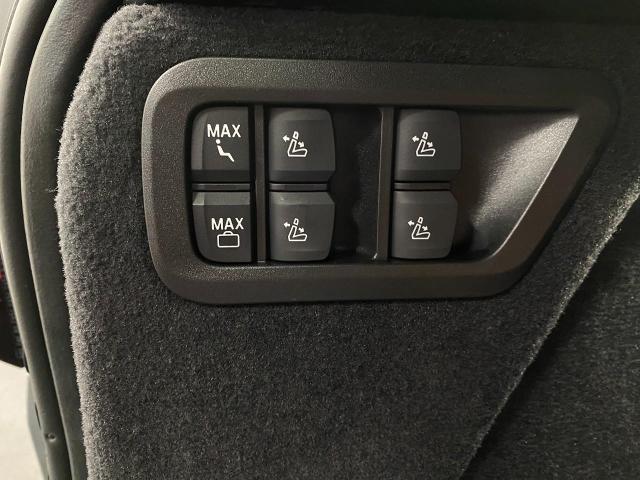 2025 BMW X7 M60i Vehicle Photo in Appleton, WI 54913