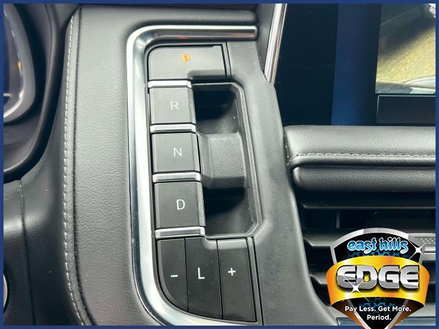 2023 Chevrolet Suburban Vehicle Photo in Roslyn, NY 11576