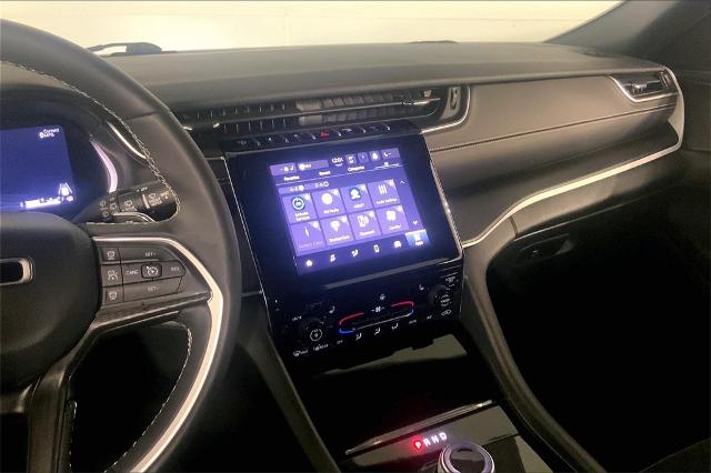 2024 Jeep Grand Cherokee L Vehicle Photo in Kansas City, MO 64114