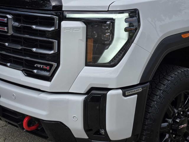2025 GMC Sierra 3500HD Vehicle Photo in DENTON, TX 76210-9321
