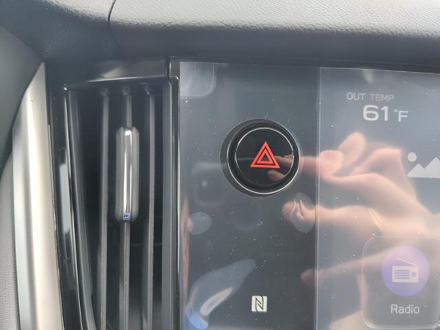 2025 Subaru Outback Vehicle Photo in Green Bay, WI 54304