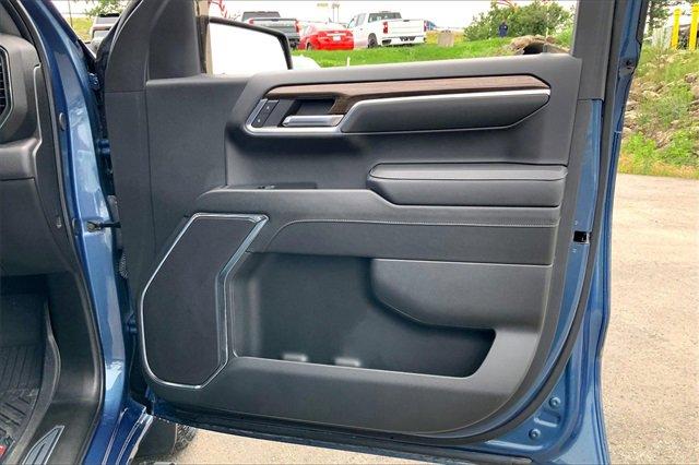 2024 Chevrolet Silverado 1500 Vehicle Photo in KANSAS CITY, MO 64114-4502