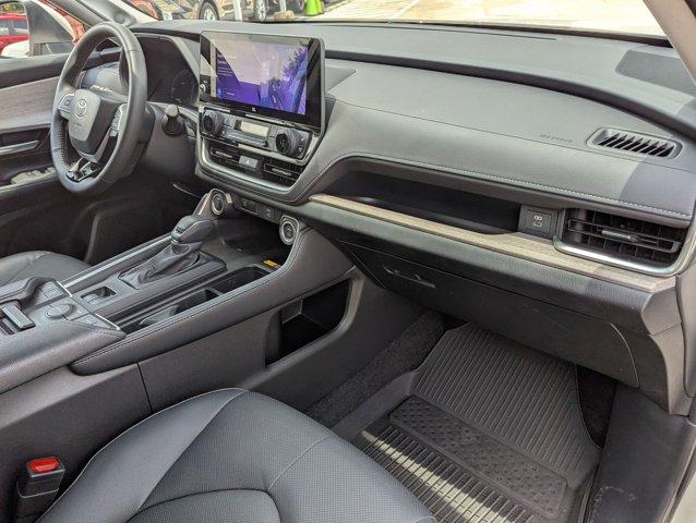 2024 Toyota Grand Highlander Vehicle Photo in San Antonio, TX 78230