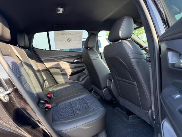 2025 Buick Envista Vehicle Photo in COLUMBIA, MO 65203-3903