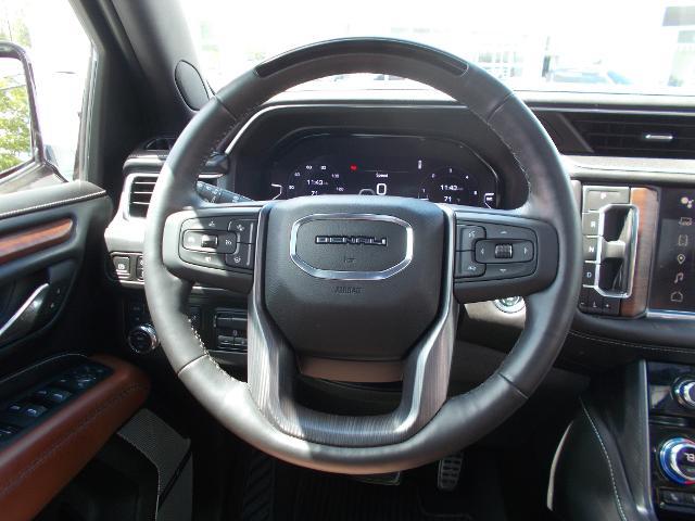 2023 GMC Yukon Vehicle Photo in LOWELL, MA 01852-4336