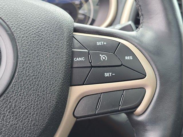 2018 Jeep Cherokee Vehicle Photo in Pleasant Hills, PA 15236