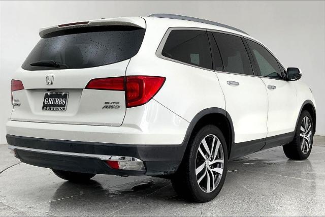 2017 Honda Pilot Vehicle Photo in San Antonio, TX 78230