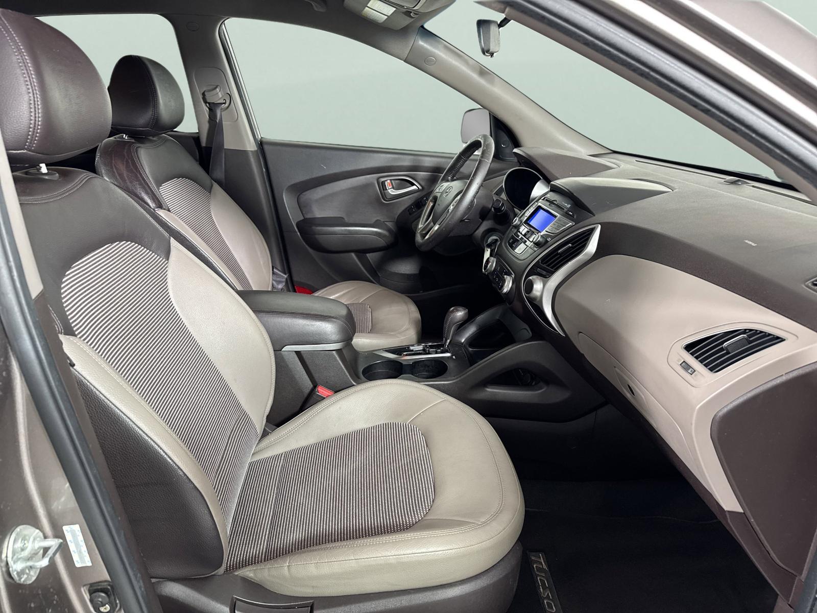 2012 Hyundai Tucson Vehicle Photo in GEORGETOWN, TX 78626-7508