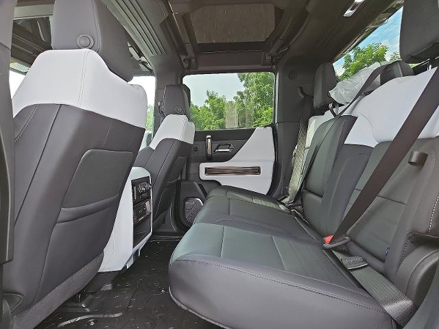 2025 GMC HUMMER EV Pickup Vehicle Photo in TREVOSE, PA 19053-4984