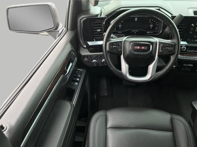2025 GMC Sierra 1500 Vehicle Photo in GREEN BAY, WI 54303-3330
