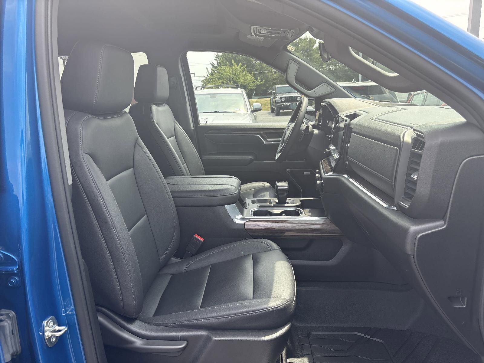 2023 Chevrolet Silverado 1500 Vehicle Photo in Mechanicsburg, PA 17050-1707