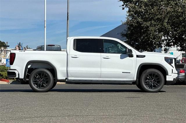 2025 GMC Sierra 1500 Vehicle Photo in ELK GROVE, CA 95757-8703